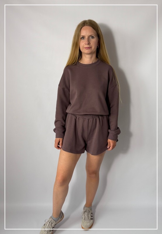 dres-krotki-bluza-spodenki-mokka-stylizacja-me-gusta.jpg.jpeg
